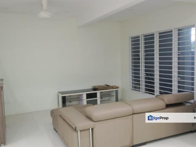 House for sale in Petaling, Damansara Damai