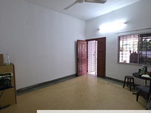 House for sale in Petaling, Damansara Damai