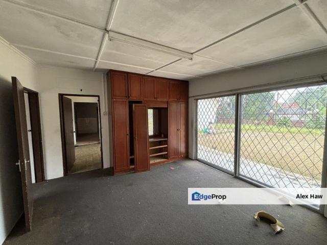 House for sale in Petaling Jaya, Petaling