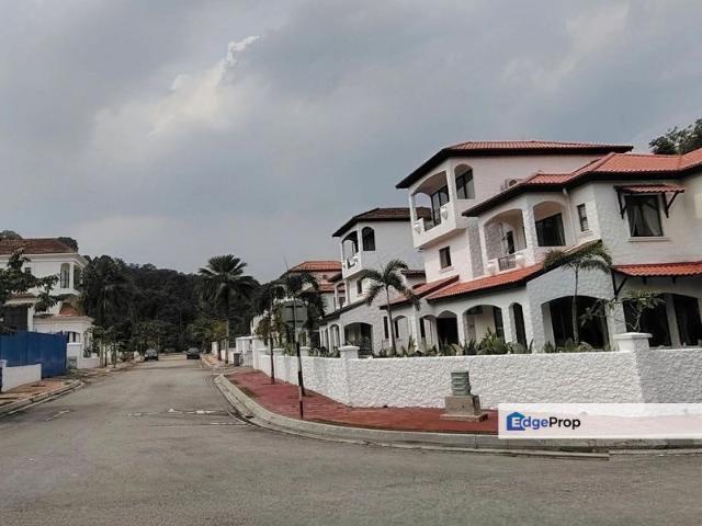 House for sale in Petaling, Damansara Damai