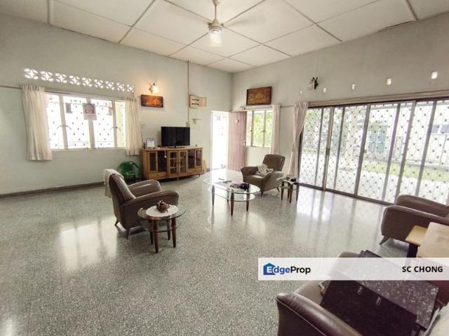 House for sale in Petaling, Damansara Damai