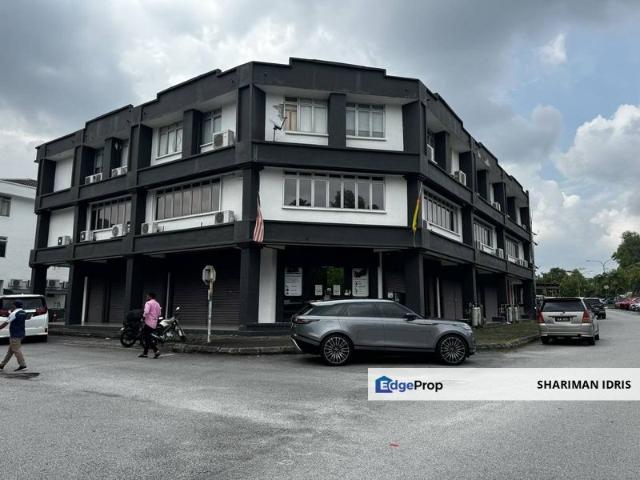 Shop for sale in Petaling, Alam Impian