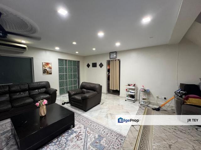 House for rent in Petaling, Alam Impian