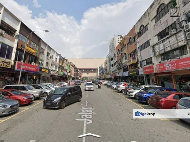 Shop for rent in Petaling, Damansara Damai