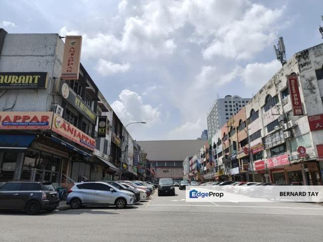 Shop for rent in Petaling, Damansara Damai