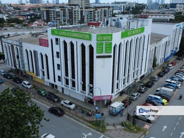 Shop for rent in Petaling Jaya, Petaling