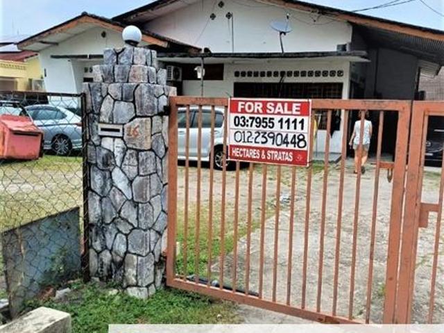 House for sale in Petaling, Damansara Damai