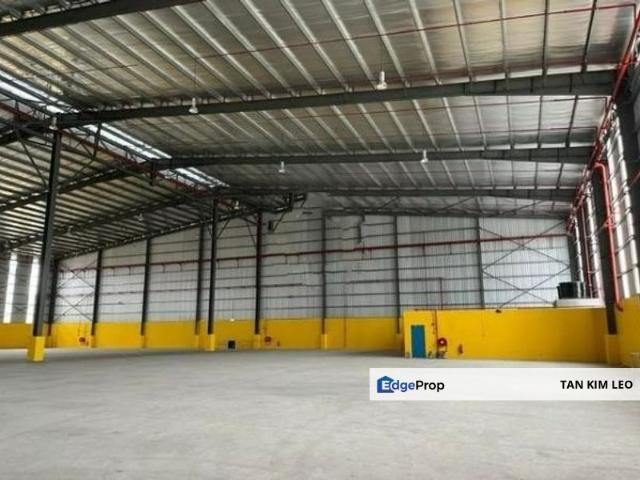 Warehouse for rent in Seksyen 15, Shah Alam