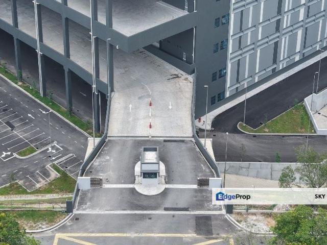 Warehouse for rent in Petaling, Alam Impian