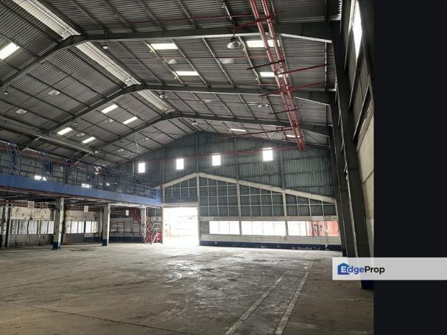 Warehouse for rent in Petaling, Alam Impian