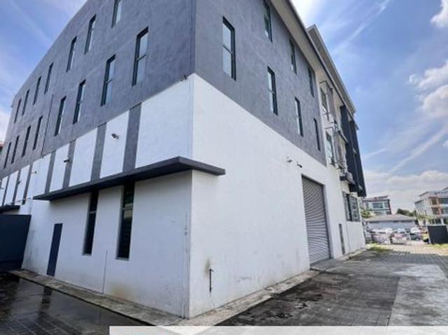 Warehouse for sale in Petaling, Alam Impian