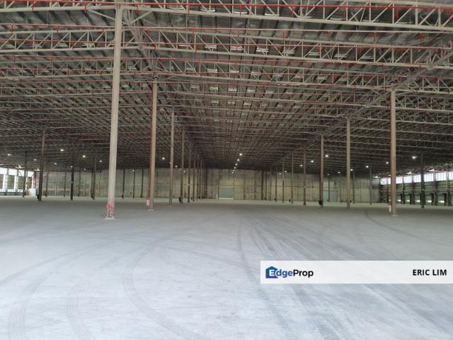 Warehouse for rent in Shah Alam, Petaling