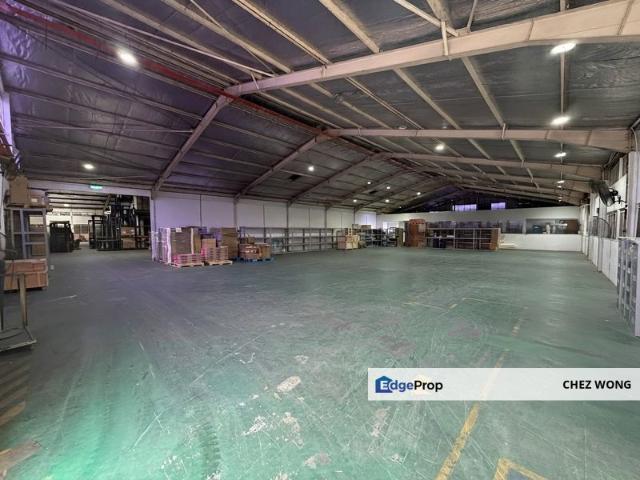 Warehouse for rent in Seksyen 15, Shah Alam