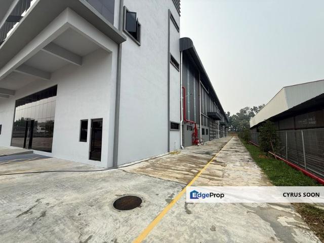 Warehouse for rent in Petaling, Alam Impian
