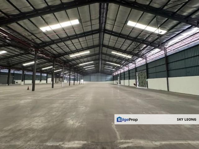Warehouse for rent in Seksyen 15, Shah Alam
