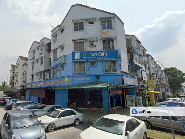 Shop for rent in Kajang, Langat