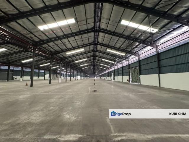 Warehouse for rent in Petaling, Alam Impian
