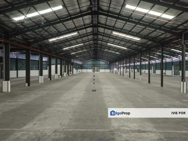 Warehouse for rent in Petaling, Alam Impian