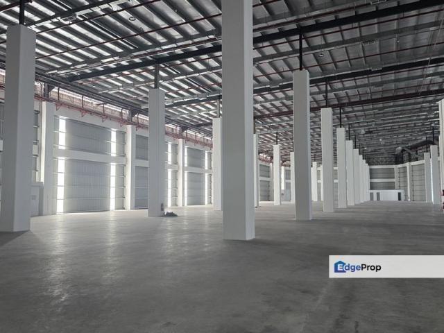 Warehouse for rent in Petaling, Alam Impian
