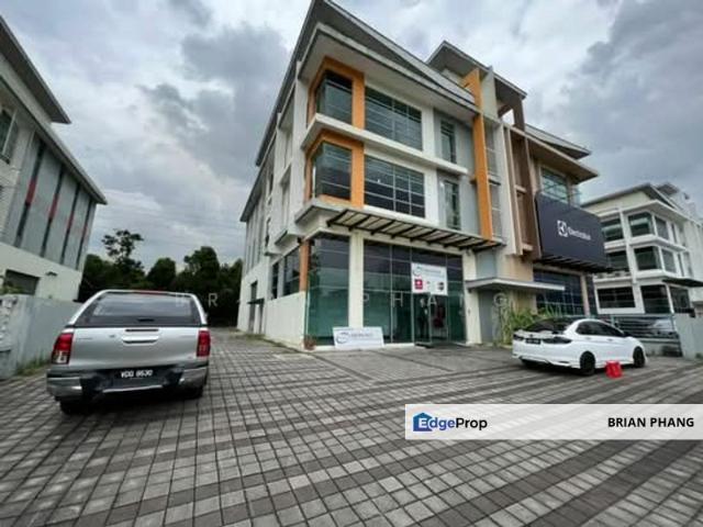 Warehouse for rent in Petaling, Alam Impian