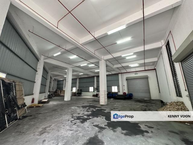Warehouse for rent in Petaling, Alam Impian