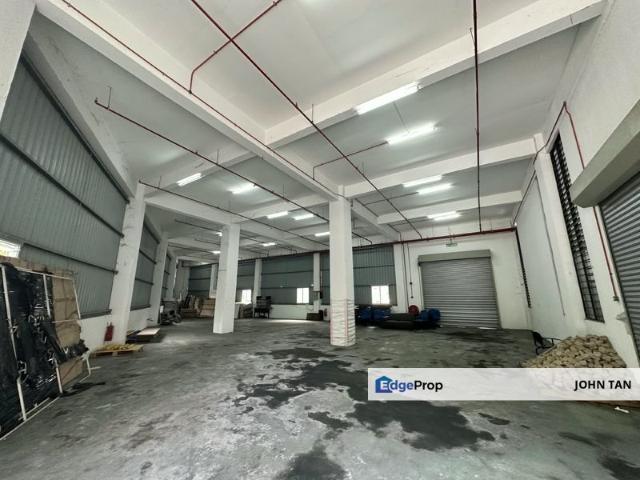 Warehouse for rent in Shah Alam, Petaling