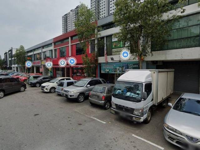Shop for rent in Petaling, Alam Impian