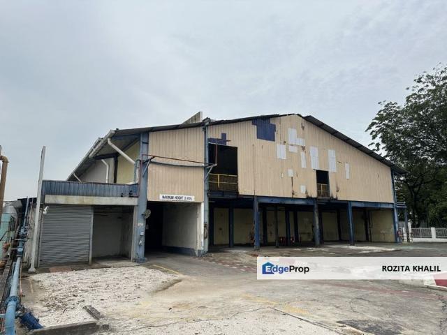 Warehouse for rent in Petaling, Alam Impian