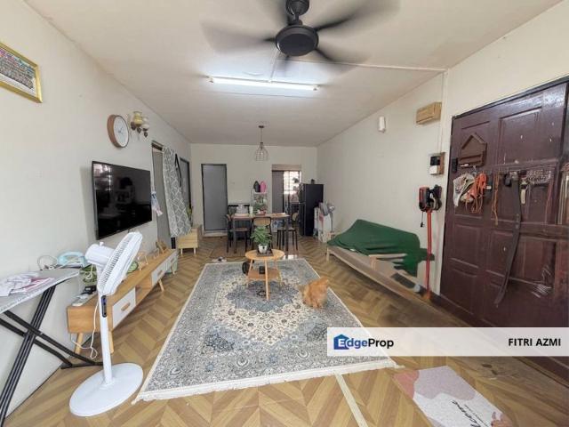 Flat for sale in Kajang, Langat
