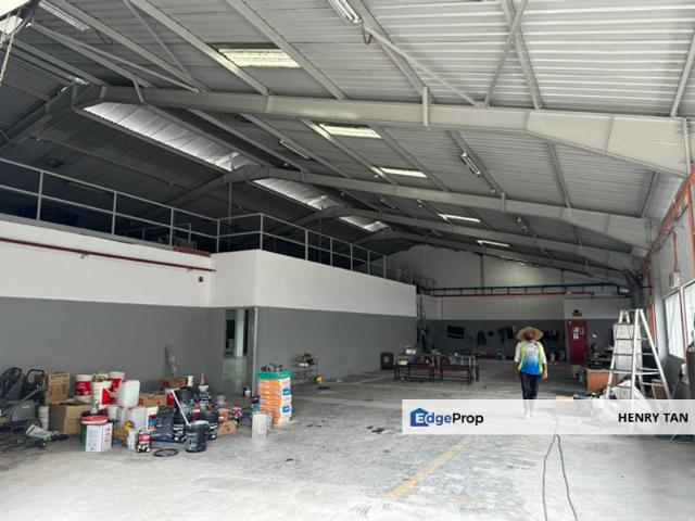 Warehouse for rent in Petaling, Alam Impian