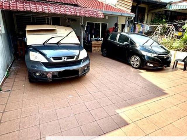 House for sale in Petaling, Damansara Damai