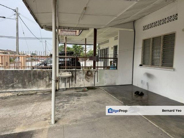 House for sale in Petaling Jaya, Petaling