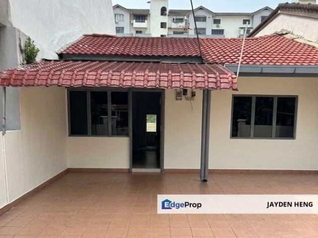 House for sale in Petaling, Damansara Damai
