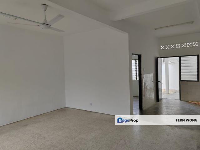 House for sale in Petaling, Damansara Damai