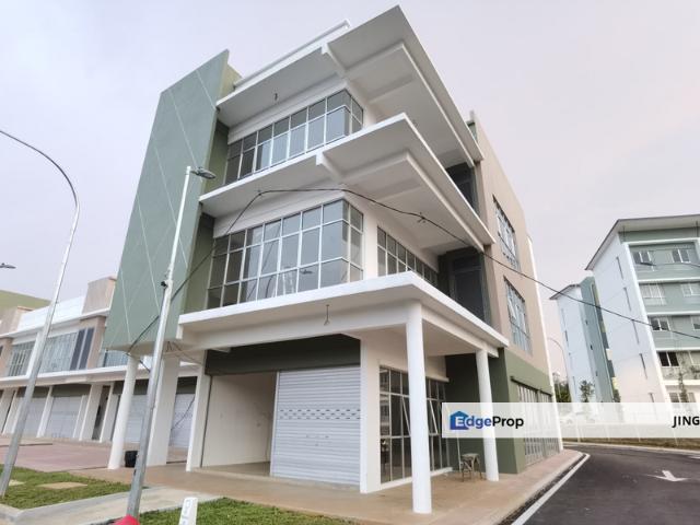 Shop for rent in Petaling, Alam Impian