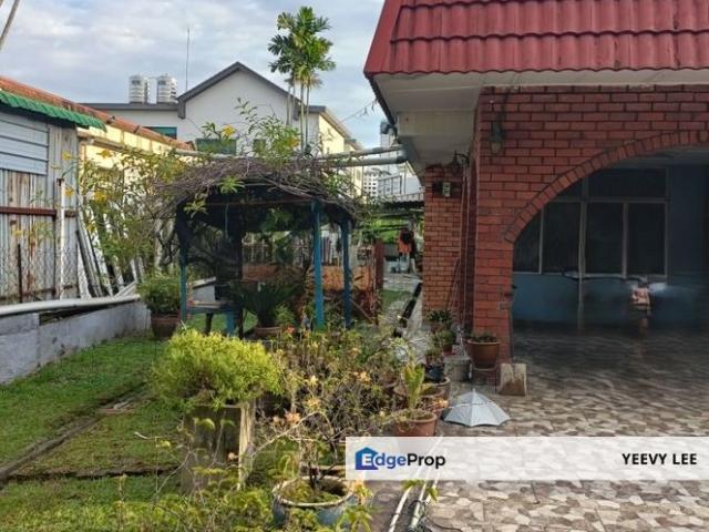 House for sale in Country Heights Damansara, Kuala Lumpur