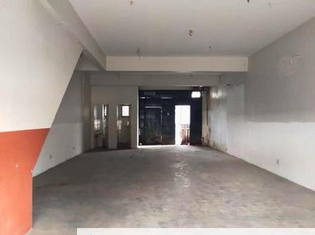 Shop for rent in Petaling, Alam Impian