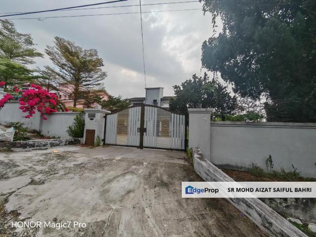 House for sale in Kajang, Langat