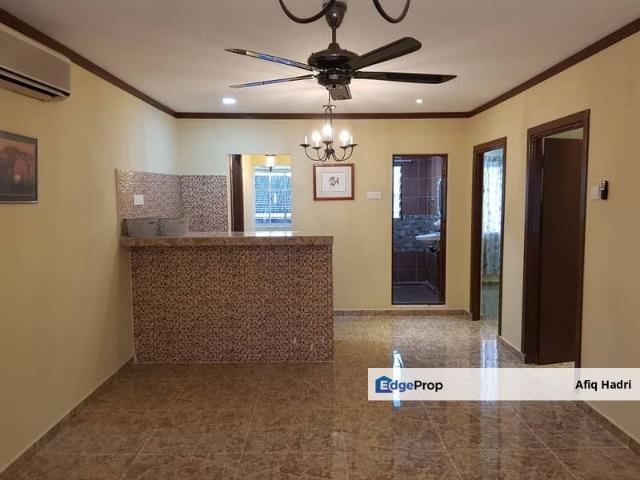 Flat for sale in Kajang, Langat