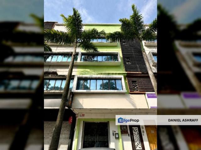Shop for sale in Petaling, Damansara Damai