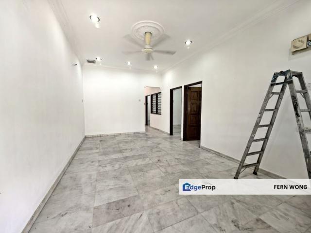 House for sale in Petaling, Damansara Damai