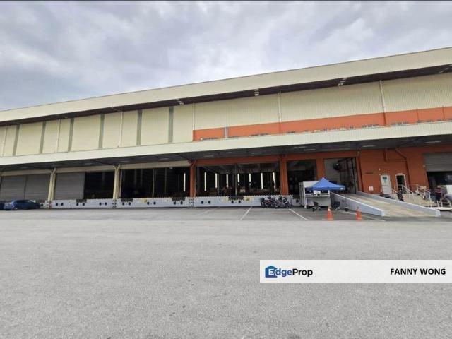 Warehouse for rent in Petaling, Alam Impian
