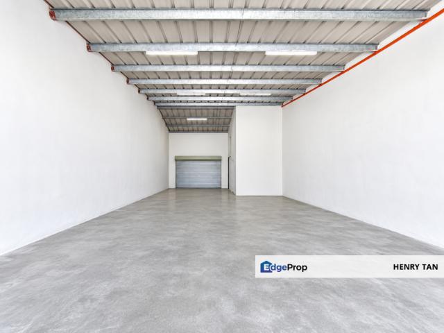 Warehouse for rent in Petaling, Alam Impian