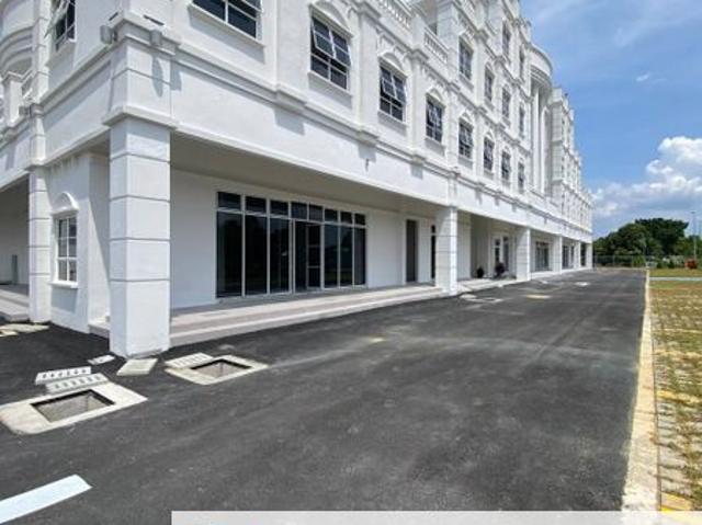 Shop for rent in Petaling, Alam Impian