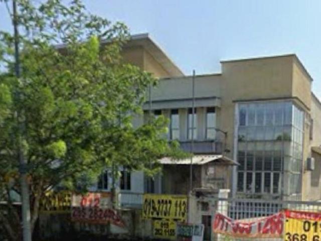 Warehouse for sale in Petaling, Alam Impian