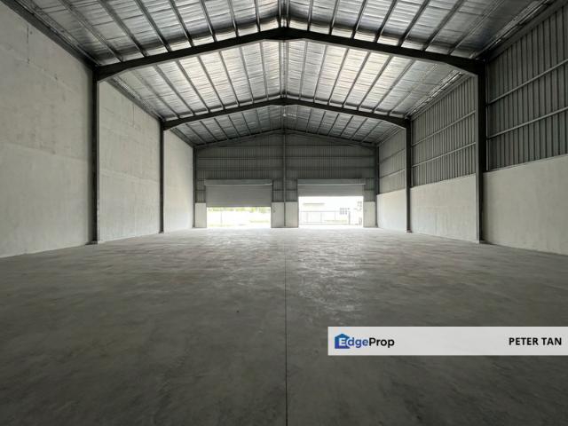 Warehouse for rent in Petaling, Alam Impian