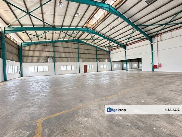 Warehouse for sale in Seksyen 25, Shah Alam