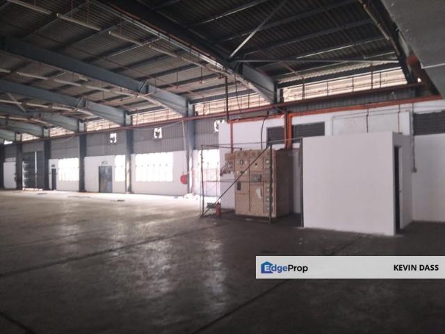 Warehouse for rent in Shah Alam, Petaling