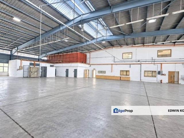 Warehouse for rent in Shah Alam, Petaling