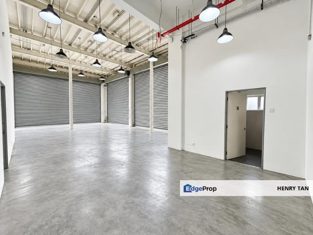 Warehouse for rent in Petaling, Alam Impian
